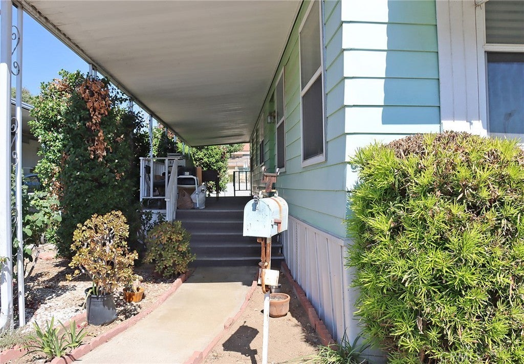 Photo of Listing #SR25167711