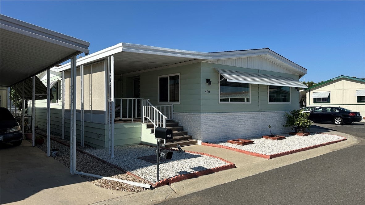 Photo of Listing #IV25167974