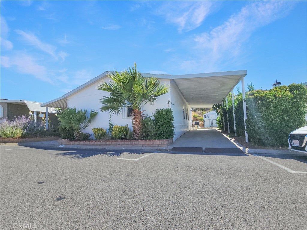 Photo of Listing #SR25171713