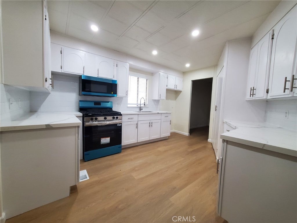 Photo of Listing #SR25172719