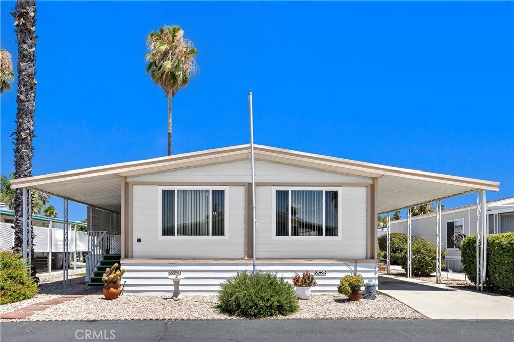 Photo of Listing #SW25172197