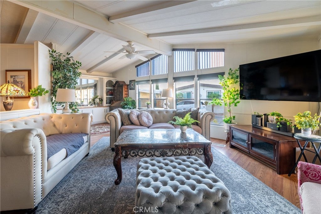 Photo of Listing #SW25176877