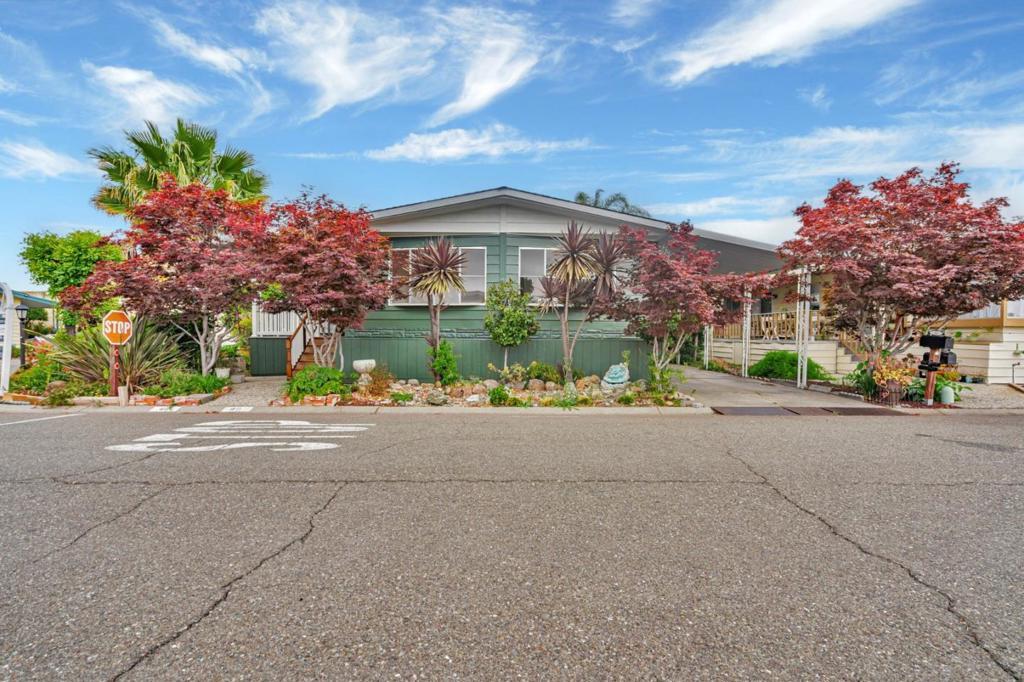 Photo of Listing #ML82017309