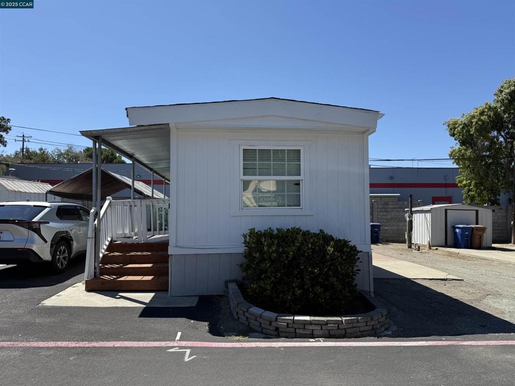 Photo of Listing #41108540