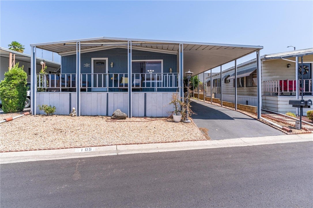 Photo of Listing #IV25188507