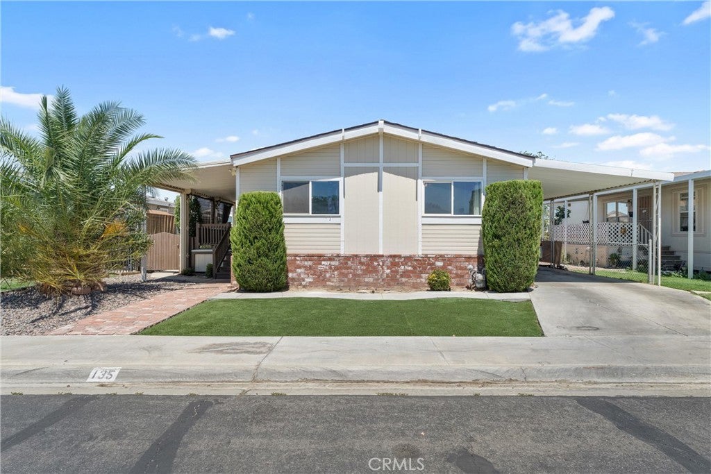 Photo of Listing #SR25188806