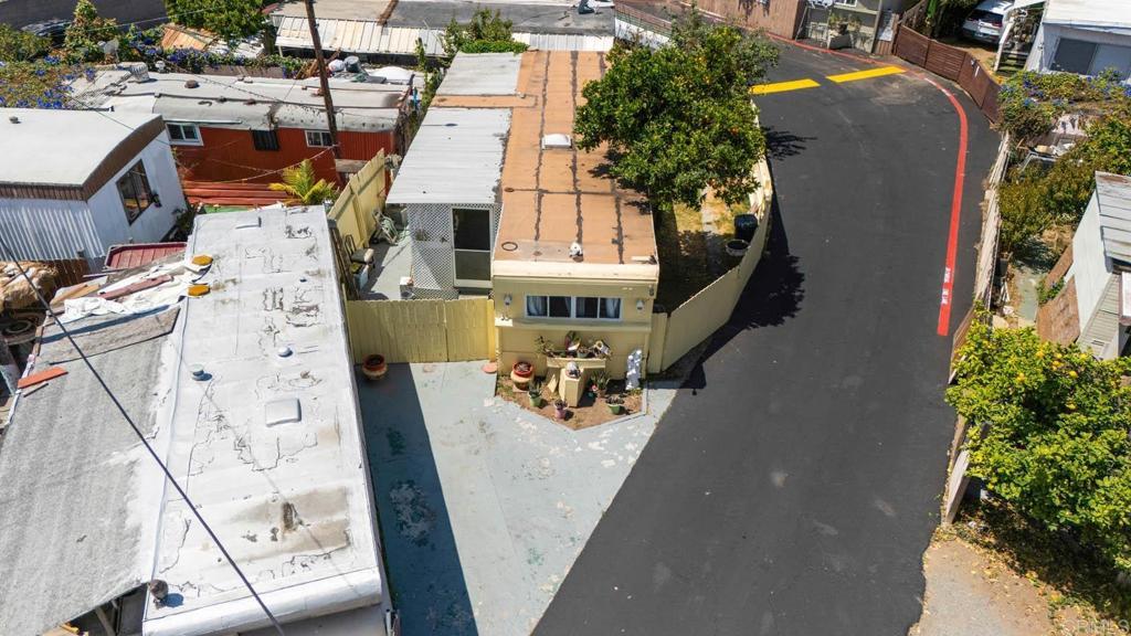 Photo of Listing #PTP2506393