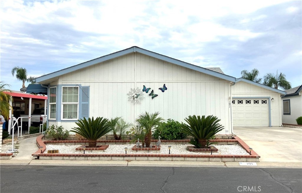 Photo of Listing #SW25191471