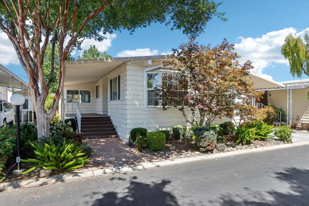 Photo of Listing #ML82019498