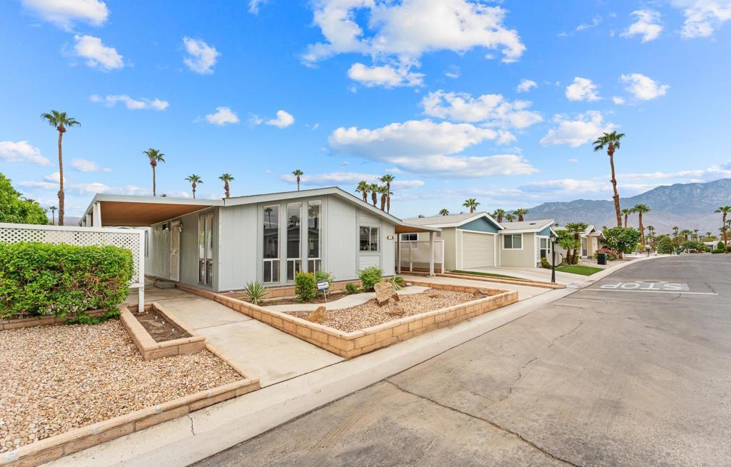 34 Coble Drive, Cathedral City