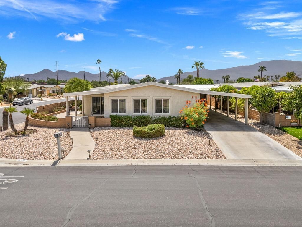 39551 Hidden Water Place, Palm Desert