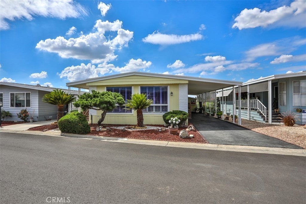 Photo of Listing #CV25222682