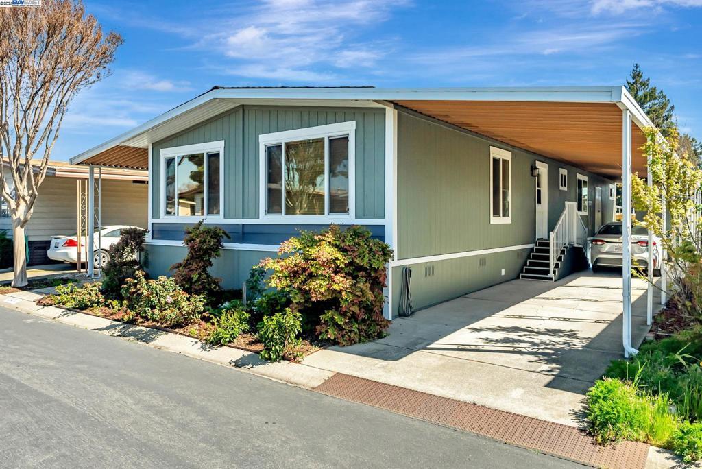 Photo of Listing #41112556