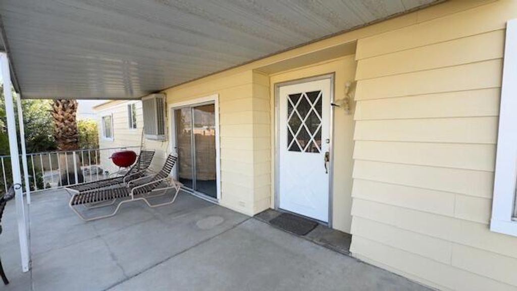 101 Country Club Drive, Palm Desert