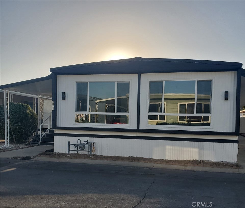 Photo of Listing #SR25237089