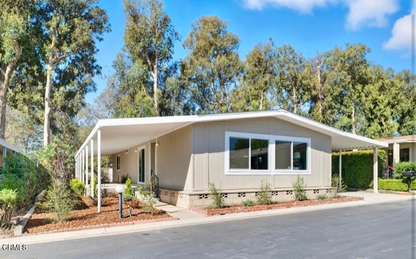 Photo of Listing #V1-32889