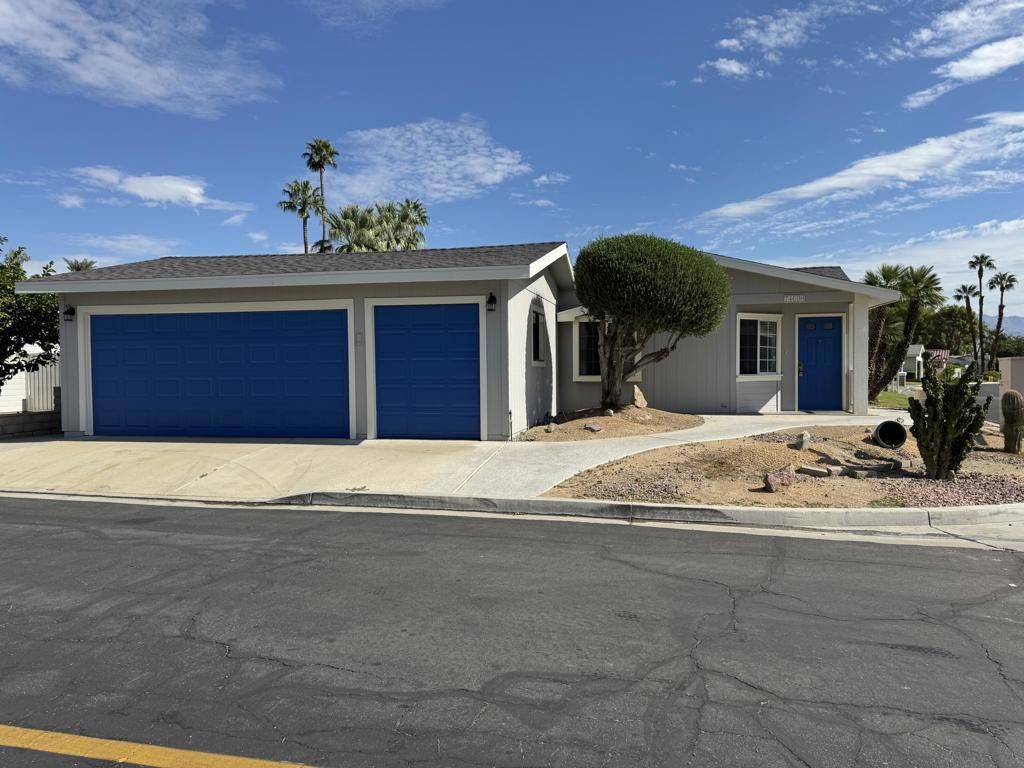 74698 Mexicali Rose, Thousand Palms