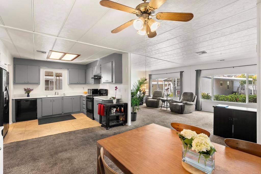 Photo of Listing #PTP2508047