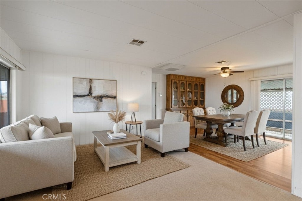 Photo of Listing #SR25256281