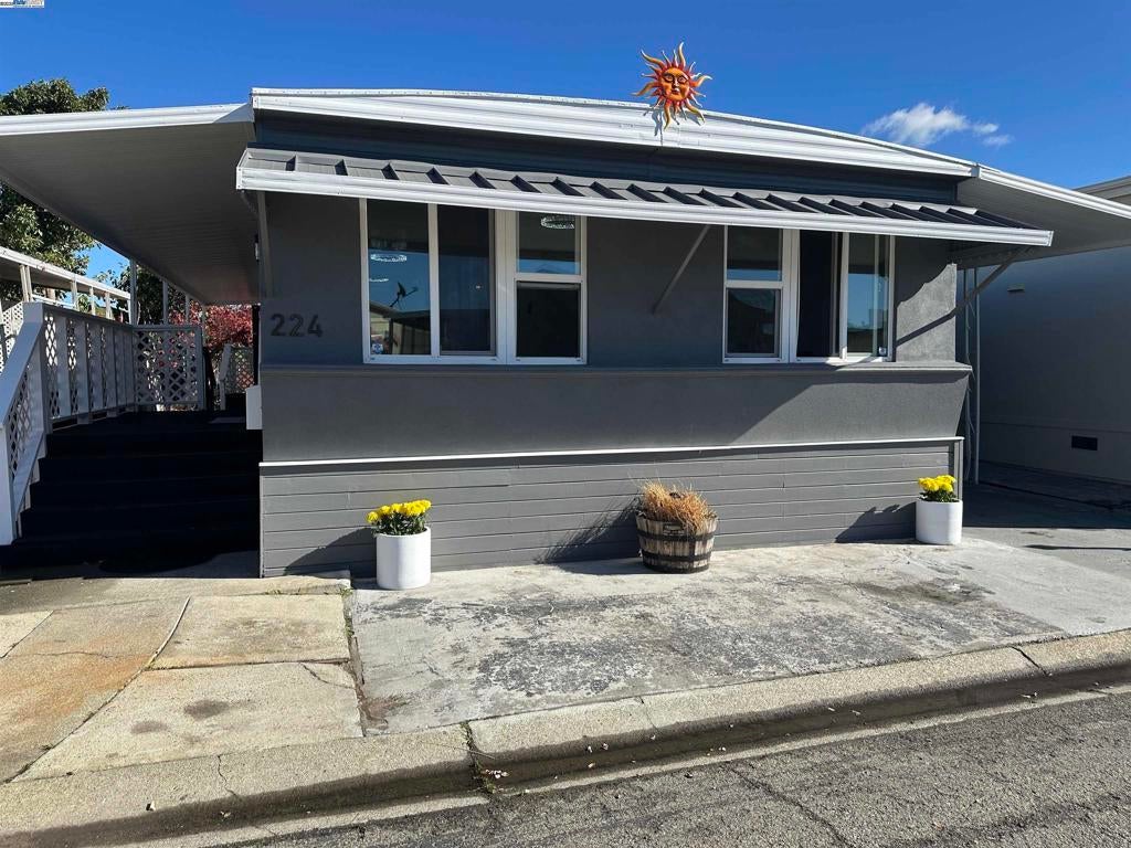 Photo of Listing #41117767