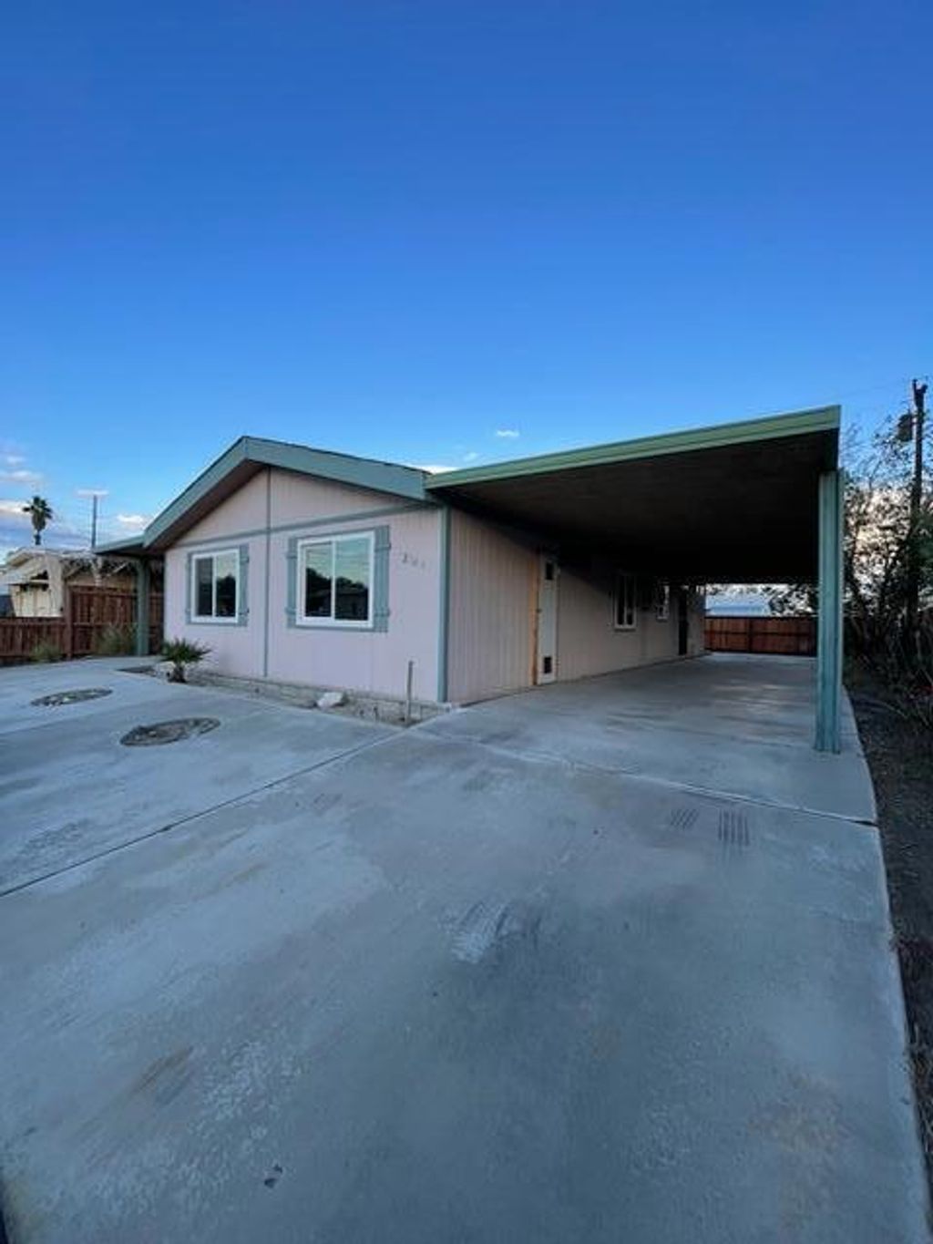 32142 Wells Fargo Road, Thousand Palms