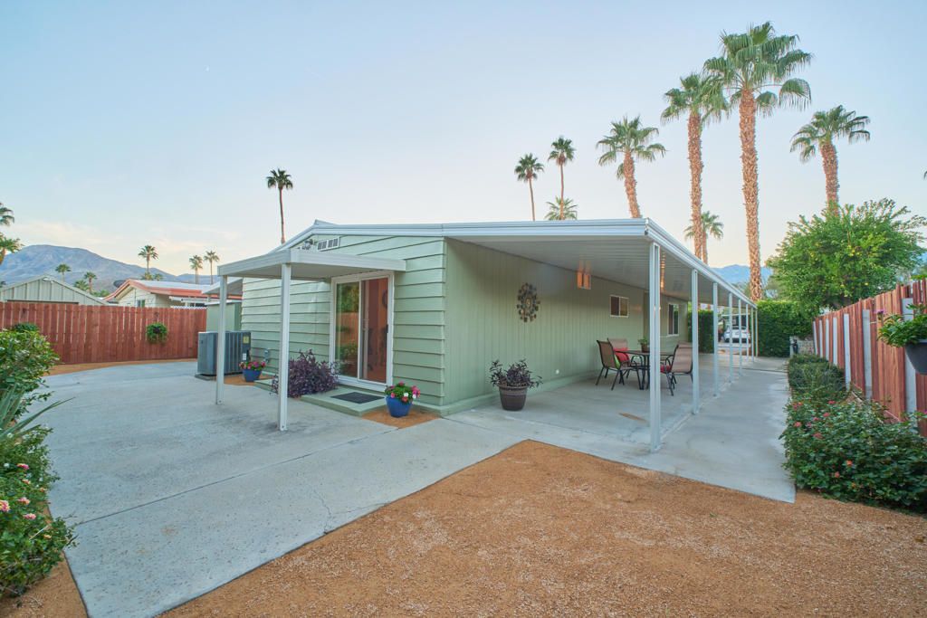 40 N Paseo Laredo, Cathedral City