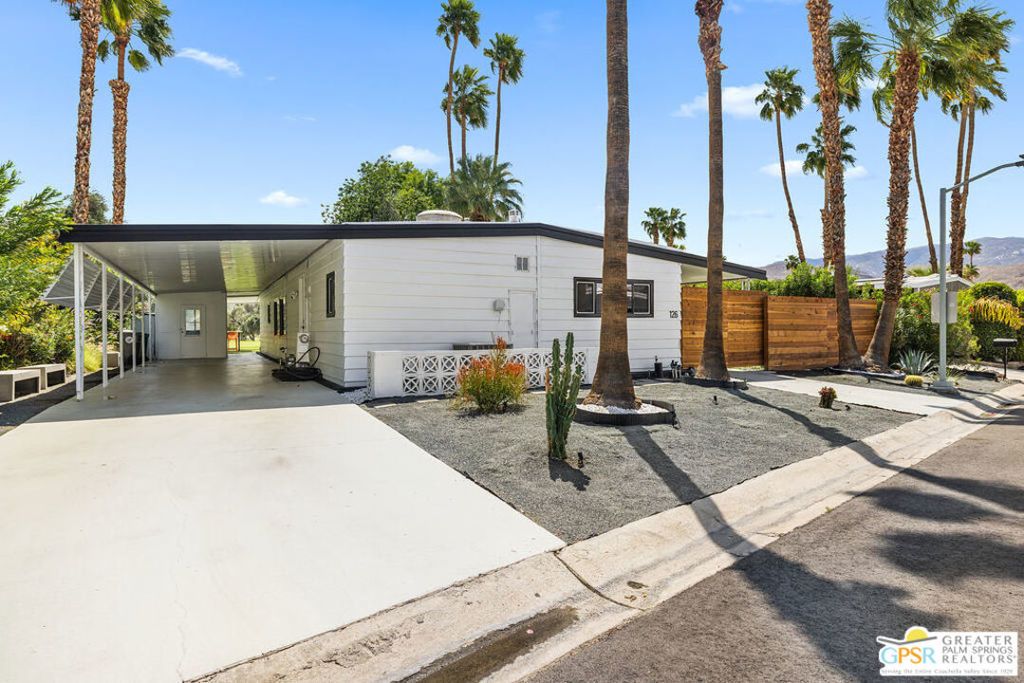 126 Via Valverde, Cathedral City