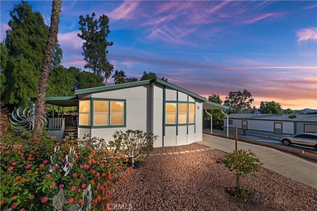 Photo of Listing #SW26004400