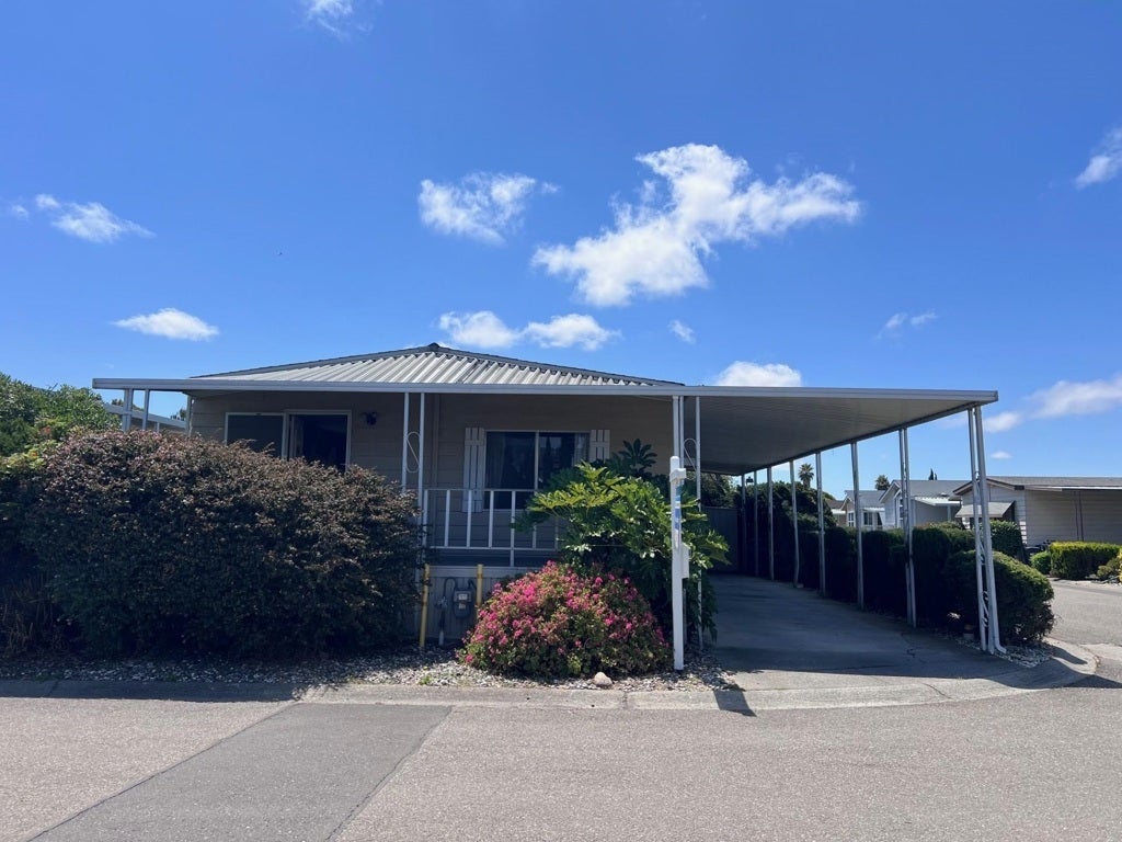 Photo of Listing #41120538