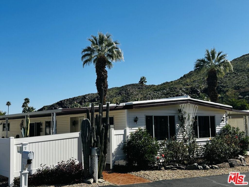 262 Costa Mesa Drive, Palm Springs