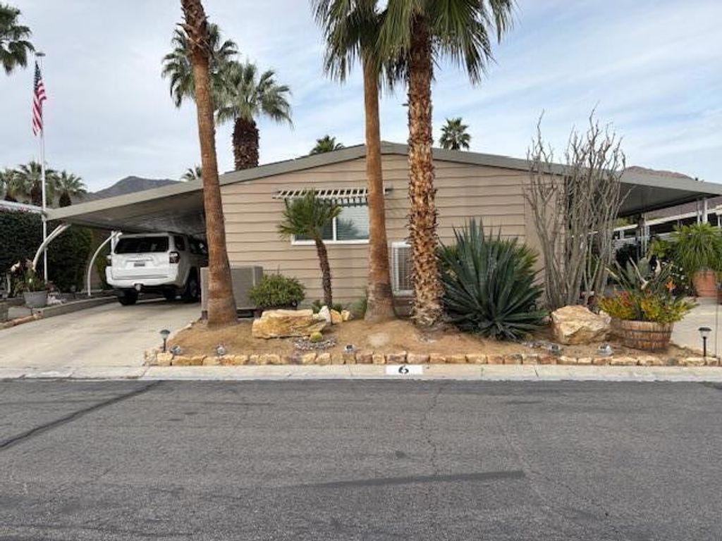49305 Highway 74 # 6, Palm Desert