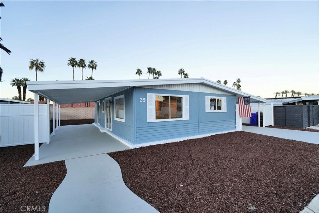 25 Via Valverde, Cathedral City