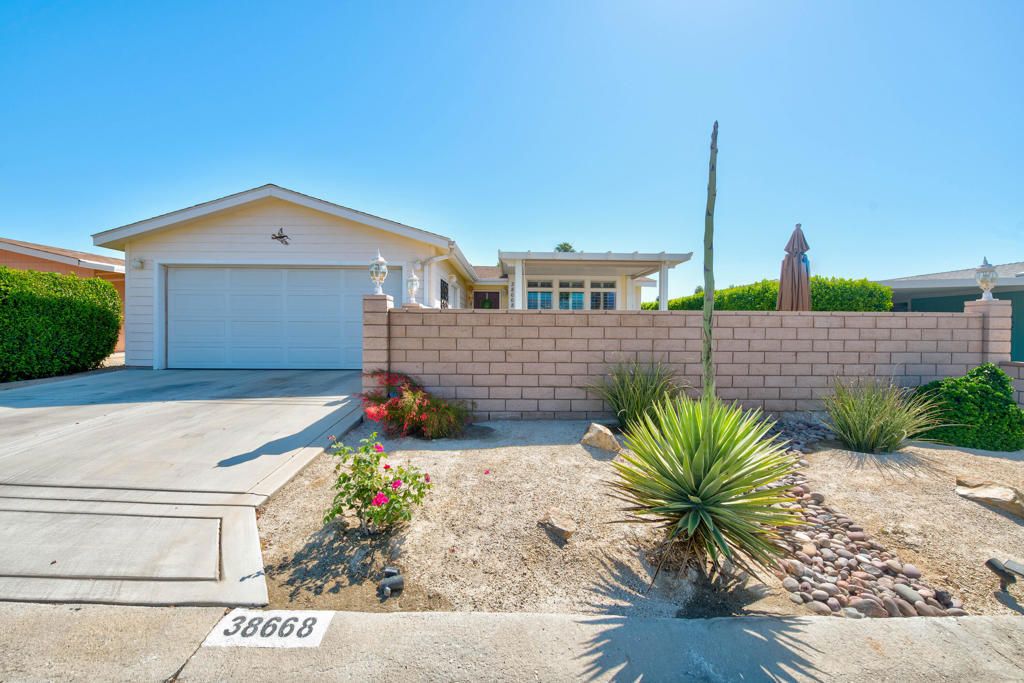 38668 Fawn Springs Drive, Palm Desert
