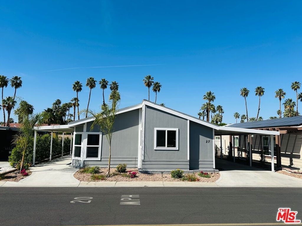 27 Via Valverde, Cathedral City