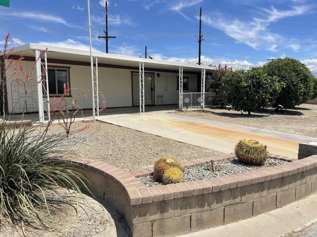 33570 Barcelona Drive, Thousand Palms