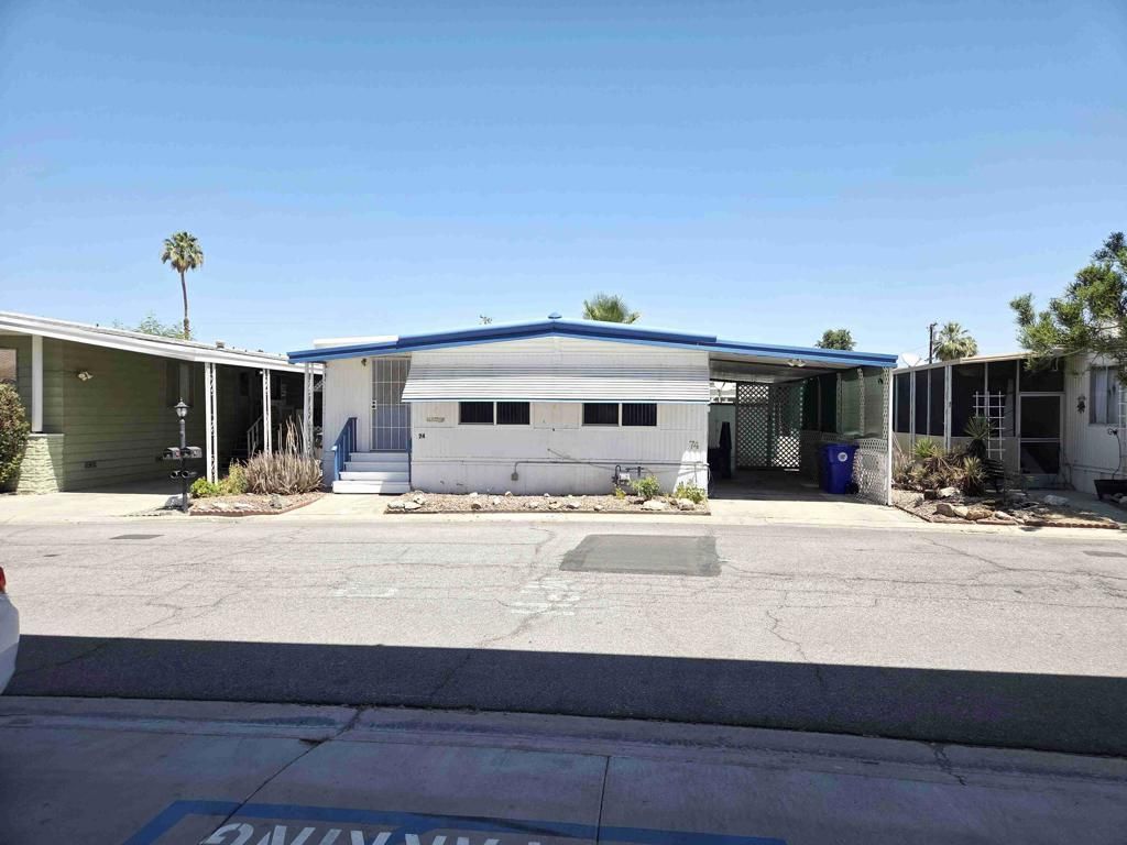 74 Oasis Drive N, Cathedral City