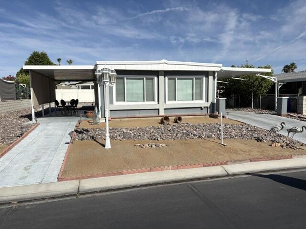 38910 Desert Greens Drive W, Palm Desert