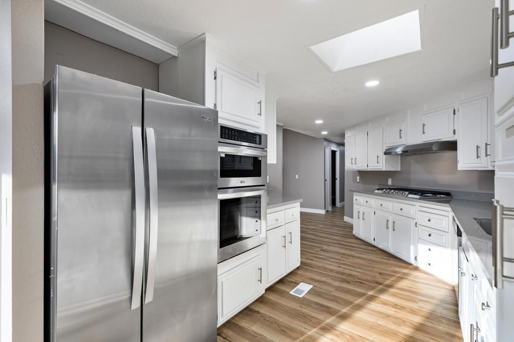 73450 Country Club Drive # 10, Palm Desert
