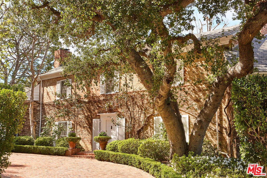 Photo of Listing #24385971