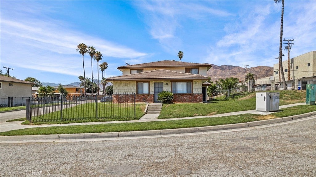 Photo of Listing #EV24106443