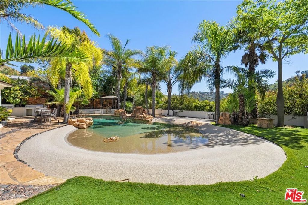 Photo of Listing #24397387