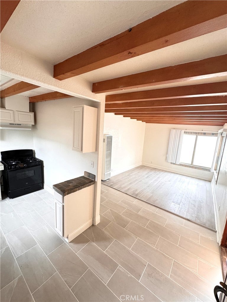 Photo of Listing #OC24111078