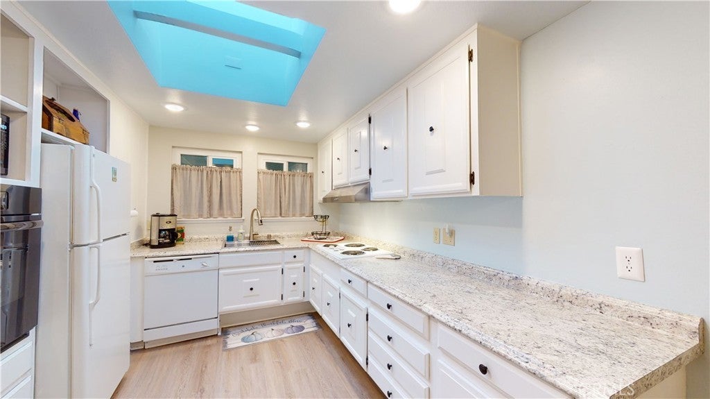 Photo of Listing #OC24125428