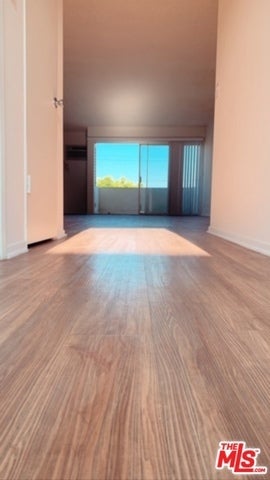 Photo of Listing #24409687