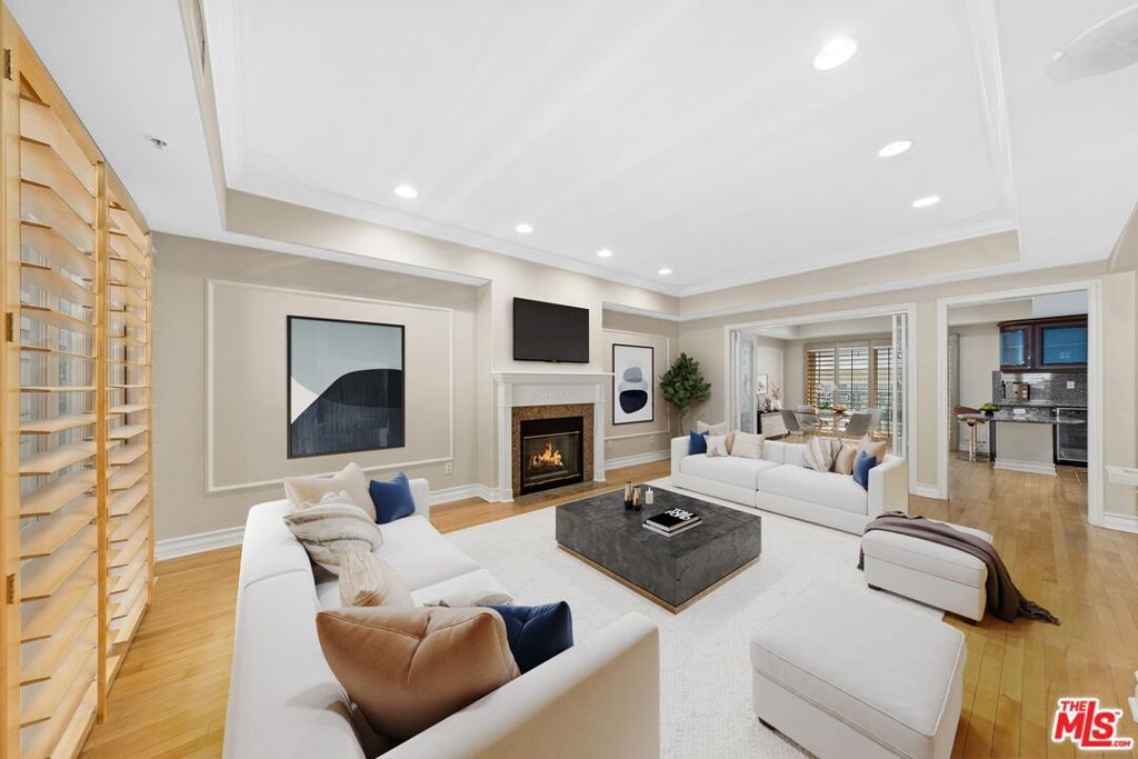 Photo of Listing #24418803