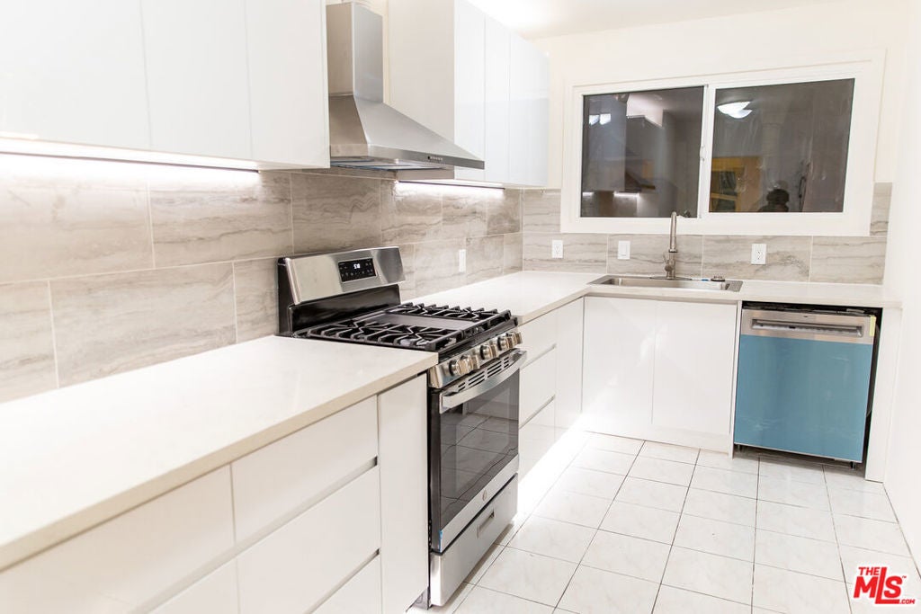 Photo of Listing #24438211