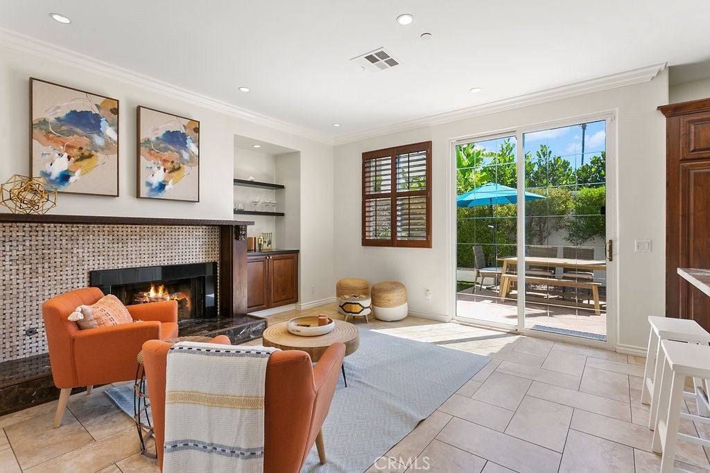 Photo of Listing #OC24193440