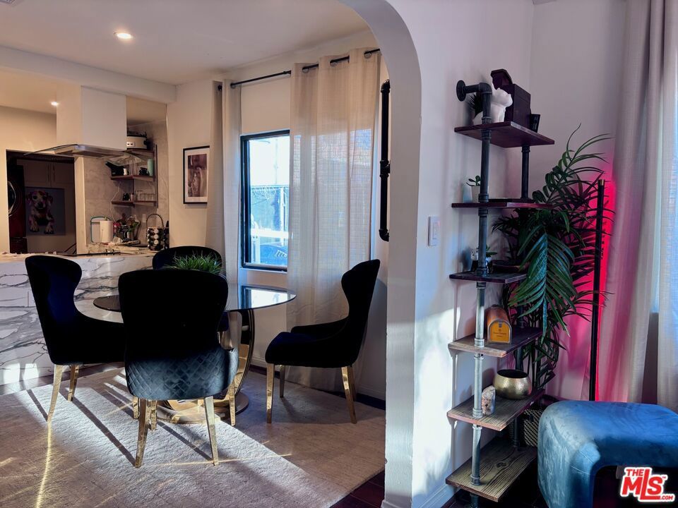 Photo of Listing #24446109