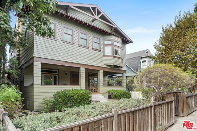 Photo of Listing #24453119