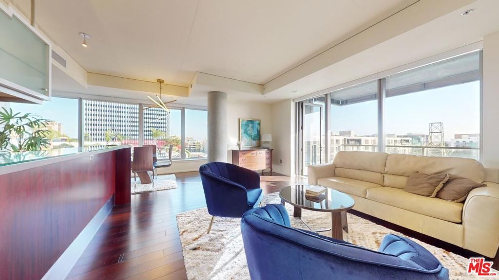 Photo of Listing #24455935